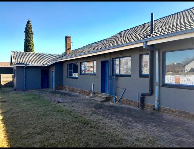 3 BEDROOM HOUSE FOR SALE IN WITPOORTJIE